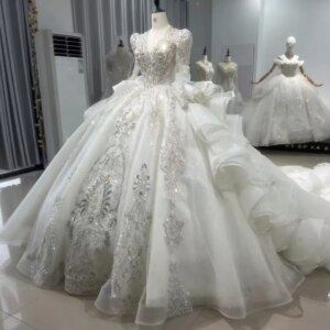 Robes De Mariée Sur Mesure Long Sleeve V-Neck Wedding Dress Lace Up Back Ball Gown Sequined Beading Embroidery Bridal Dress