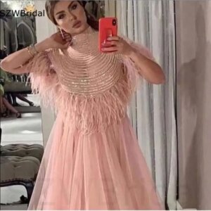 Custom made High Neck Pink Caftan Dubai Evening dresses 2025 Feathers with Beaded Abiye Evening gowns for women