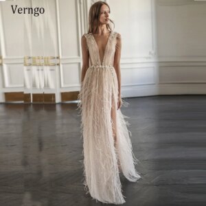 Verngo Luxury Champagne Evening Dress V Neck Feather Side Slit Beading Backless Prom Gowns Dubai Long Formal Dress 2024