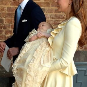 New Baby Infant Girls Christening Gowns With Lace Applique Baptism Dress High Quality 3M-24M