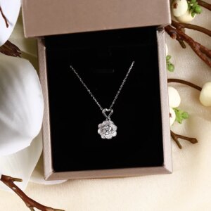 18k Real Gold Clover Pendant Necklace With Diamond Flower Style For Women