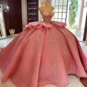 Customized Pink Quinceanera Dress Ball Gonws Sequined Beads Sweetheart Princess Prom Dresses Birthday Party Gowns vestidos de