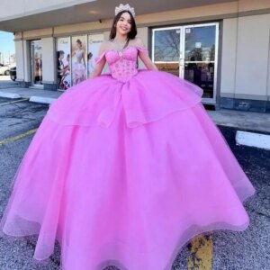 Customized Pink Stylish Quinceanera Dresses Diamond Beading Pleat Boeknot Off the Shoulder Tulle Robe Quinceanera Rouge
