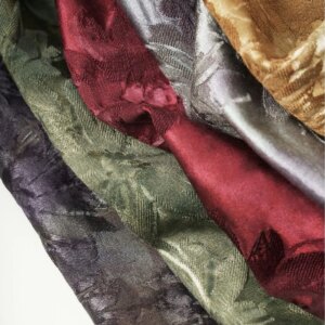 New Silk Wool Jacquard Chinese Lining 37 Mm140 Width Autumn and Winter Clothing Bed Cover Cloth Fabric
