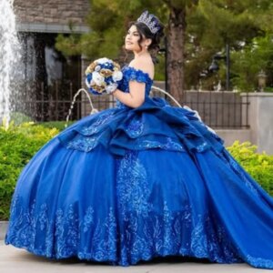 Royal Blue Shiny Princess Quinceanera Dresses Off Shoulder Beading Crystal Applique Lace Tull Sweet 16 Dress Ball Gown Vestidos