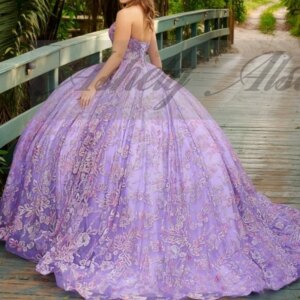 Charming Lilac Princess 15 16 Year Old Girl Quinceanera Dresses Lace Up Ball Gown Floor Length Prom Birthday Party Dress Vestido