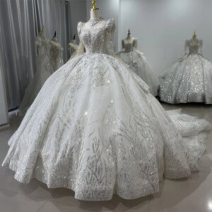 Princess Wedding Dress Long Sleeve O-Neck Lace Up Keyhole Back Beading Sequined Star Crystal Ball Gown Bridal Dress