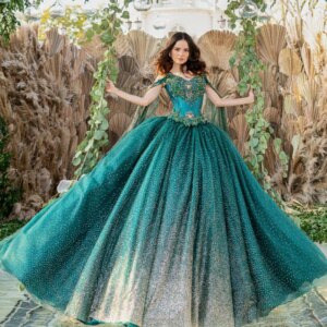 Emerald Green Shiny Quinceanera Dresses Ball Gown Off The Shoulder Beading Crystal Tull With Cape Party Birthday Sweet 16 Dress