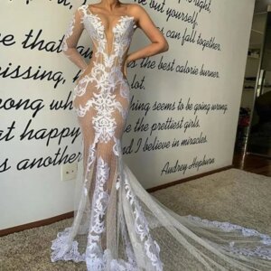 Eye Catching Lace See Through Wedding Dresses Illusion Long Sleeve Mermaid Sweep Train Bridal Gowns Zipper Back Sexy Vestidos