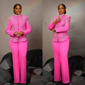 Luxury Crystal Mother Of The Bride Suits 2 Pieces Plus Size Zipper Blazer And Flare Pants Customized Formal Evening Party Outfit