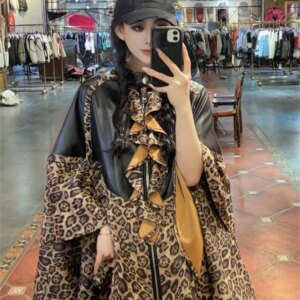 New Chinese leather splicing leopard cape loose large size outside the coat to reduce temperament