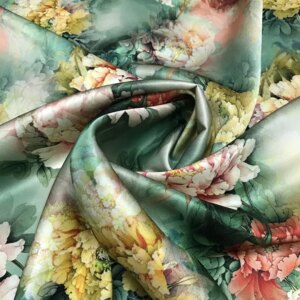 High Quality New Silk 40momme Satin Peony Printed Spray Painting Thickened Cheongsam Clothing Fabric