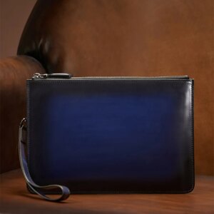 Men’s Vintage Distressed Leather Clutch