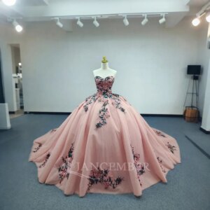 Glittering Burgundy Quinceanera Dresses Pink Beading Lace Embroidery Vestidos De 15 Anos Birthday Party Customized LSANY02