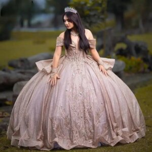Champagne Glitter Crystal Ruffles Quinceanera Dresses Ball Gown Off The Shoulder Appliques Lace Sweet 15 Birthday Party