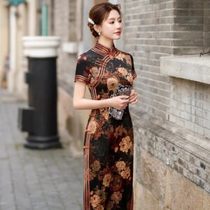 High-End Real Silk Cheongsam Qipaocheongsam Qipao 2024 New Female Improved Retro Dress Long