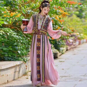 Miao’ S Girl’s Clothing Exotic Western Style Han Chinese Suit Yunnan National Embroidery Dress