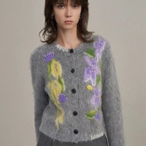 24 Autumn and Winter Soft Waxy Waxy Lazly Wind Wild South Flower Inlaid Drop Shoulder Knitted Cardigan Sweatshirt Knitwear