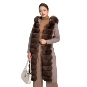 2021 Latest Scarf Collar Cashmere Sweater Hood Long Knitted Winter Women Cardigan with Fox Fur