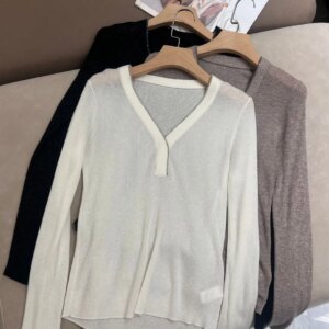 Women Pit Striped Sweater Autumn Beaded Chain V-Neck Long Sleeve Casual Ladies Knitted Pullover