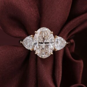 2CT Oval Cut 14K Yellow Gold Lab Grown Diamond Engagement Ring CVD HPHT Lab diamond With IGI Certificate Side Diamond 0.7CTx2