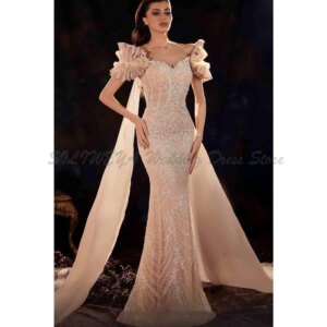 Gorgeous V Neck Evening Dresses Short Sleeves Trumpet Long Tails Sequins Floor Length High Quality Sparkle Crystals Shine Gowns
