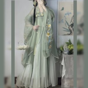 New Ancient Chinese Clothing Women’s Large Sleeve Chest-High Dress Embroidery for Spring and Summer Style