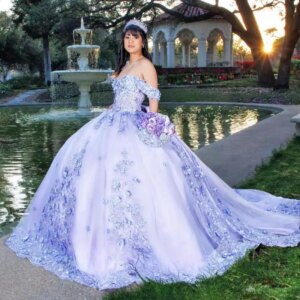 Customized Gorgeous Sweetheart Quinceanera Dresses for Girl Lace Appliques Off the Shoulder Robe Quinceanera Rouge
