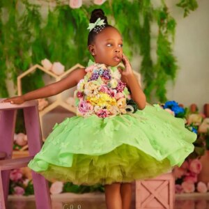 Luxury Green Flower Girl Dresses 3D Floral Little Kids Ball Gown Appliqued Crystals Tulle First Birthday Party Dress