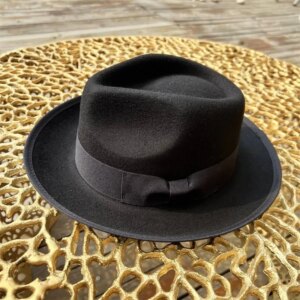 Men’s elegant designer water drop top hat