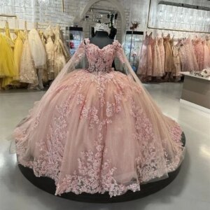 Lorencia Princess Sweetheart Ball Gown Quinceanera Dress Long Sleeve Beaded Appliques Party Gowns Vestidos De 15 Anos YQD146