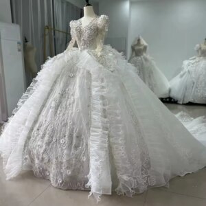 Vestidos Boda V-Neck Long Sleeve Wedding Dress Lace Up Keyhole Back Beading Crystal Embroidery Ball Gown Bridal Dress