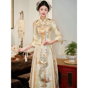 Bride Wedding Dress Chinese Style Xiuhe Women Qipao Luxury Champagne Tassel Cheongsam Toasting Attire Costume Banquet Gown