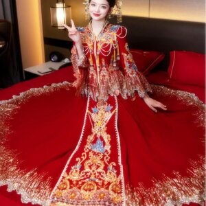 Xiuhe Wedding Dress Bridal Winter Velvet Mermaid cuffs Clothes Chinese Marriage Set Exquisite Costume Oriental Toast Clothing