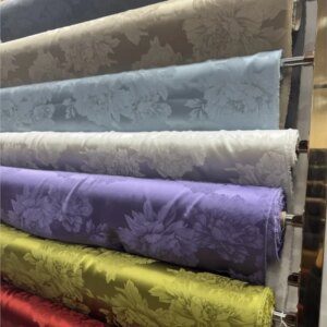 New high-end custom-made jacquard silk king satin fabric for the top and skirt of a Chinese-style cheongsam