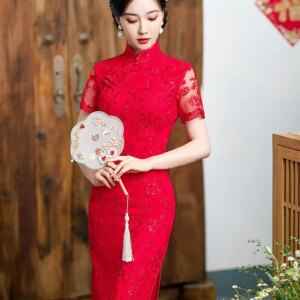 Red lace engagement long standing collar wedding toasted Chinese fashion cheongsam