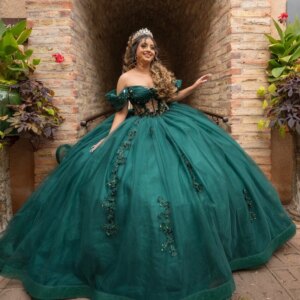 Blackish Green Shiny Princess Sweet 16 Quinceanera Dresses Off The Shoulder Applique Lace Beads Tull Party Birthday Vestides De