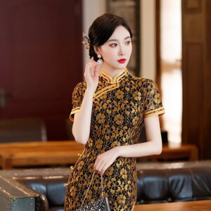 Women’s yellow cheongsam lace hollow-out craft short-sleeved stand-up collar evening dress