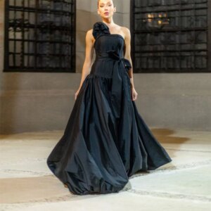 Modern Evening Dress Strapless Sleeveless A Line High Quality Floor Length Designer Fit Formal Occasion Banquet Wedding Gowns