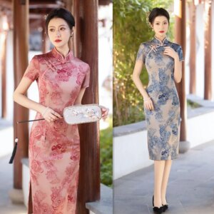 Retro Chinese Style Gilding Xiangyun Yarn Mid-Length Short Sleeve Robe Qi Pao    Middle-Aged Elderly Cheongsam