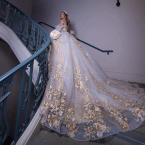 Sparkly Champagne Lace Quinceanera Dresses Ball Gown 2025 Sweetheart Beaded Applique Flower Off Shoulder Sweet 16 Dress Lace-up