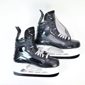 Heat Molding Hockey Skate Thermalform Curv Composite Steel Blade Carbon Fiber Lightweight Customizable Real Ice Performance Fit