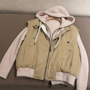 Casual cashmere hooded knitted cardigan and down vest