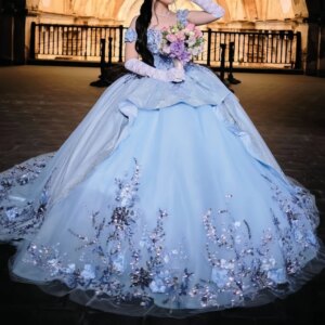Blue Shiny Quinceanera Dresses Off Shoulder Ball Gown Sweet 16 Dress Applique Flower Beading Crystal Tull Birthday Party Vestido