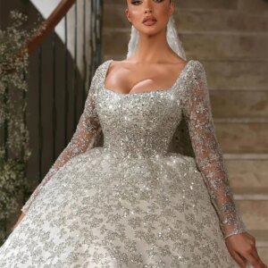 Luxurious Long Sleeve Wedding Dress 2025 Charming Shining Bridal Gown Classic Square Neck Applique Ball Gown Customized