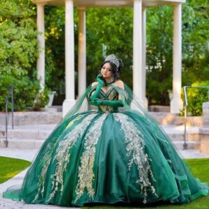 Green Lace-up Corset Ruffles Off the Shoulder Quinceanera Dresses Gold Appliques Lace Beads prom Vestidos De XV 15 Anos