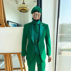Green Business Wedding Tuxedo Peaked Lapel Velvet Prom Blazer Tailor-made 3 Pieces (Jacket Vest Pants) Men’s Suits Ropa Hombre