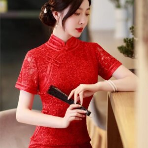 Women’s long slim-fit silk cheongsam runway banquet dress