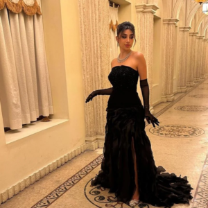 Customized Saudi Women Evening Dresses Floor Length Sheer Stain Ladies Party Dresses With Gloves Sleevesless Prom Dresses