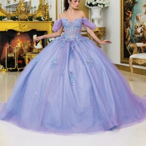 Lavender Shiny Princess Quinceanera Dresses Off Shoulder Beads Applique Lace Tull Sweet 16 Dress Ball Gown Vestidos 15 Anos